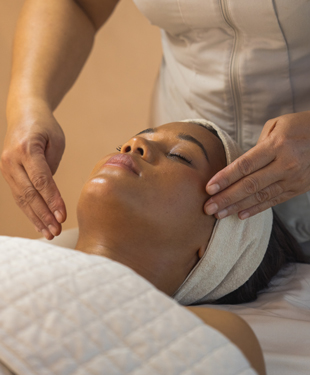 ©Lua Beach House | South Bank | Turks & Caicos | Spa | Facial Treatment