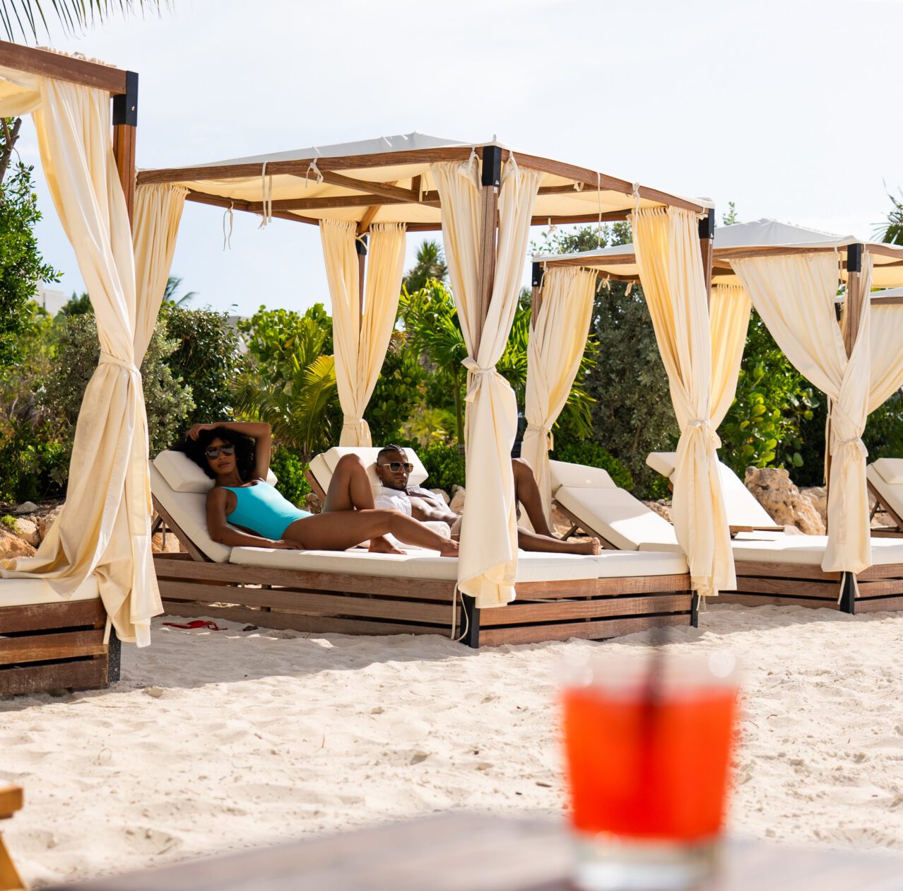 Day Pass Lua Beach House